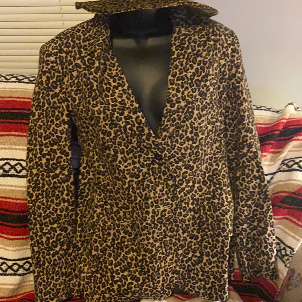 Animal Print Blazer ( Hat Sold Separate)…